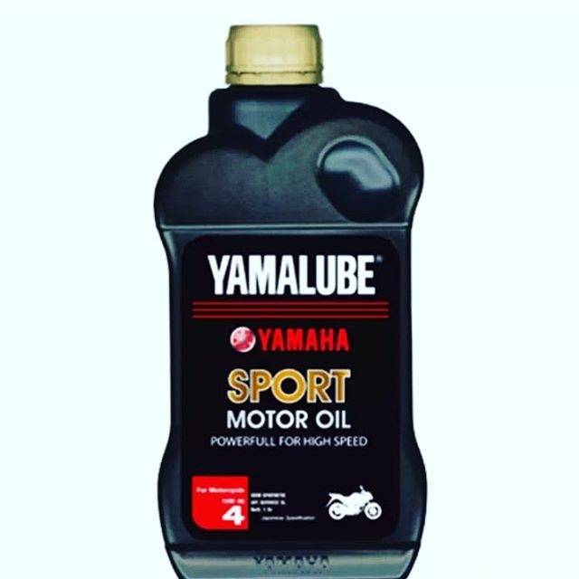Oli motor Yamalube Sport 1Lt