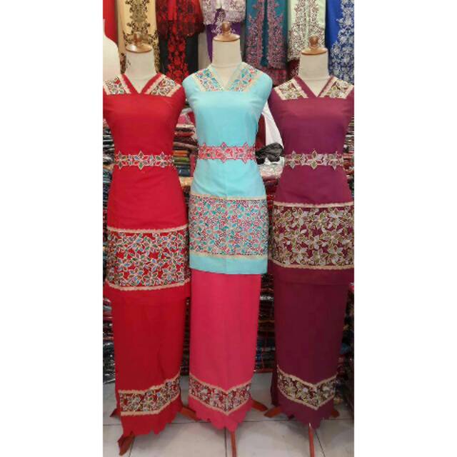 Kain bordir bukittinggi
