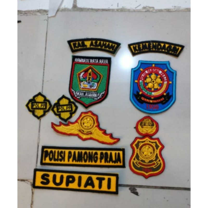 atribut pdh polpp timbul