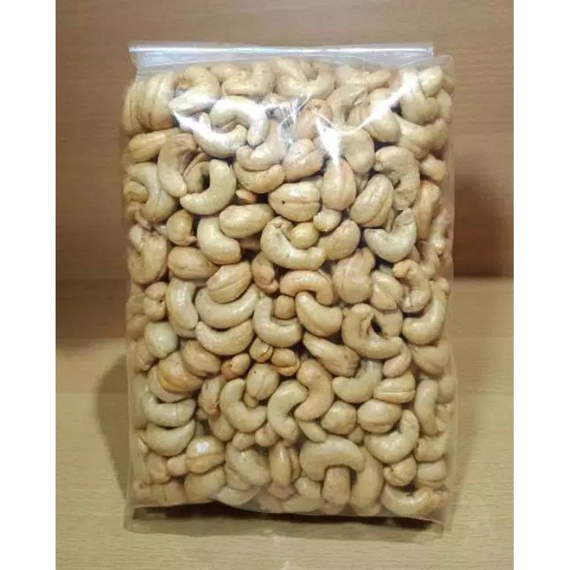 Kacang mete wonogiri mentah 1/2KG