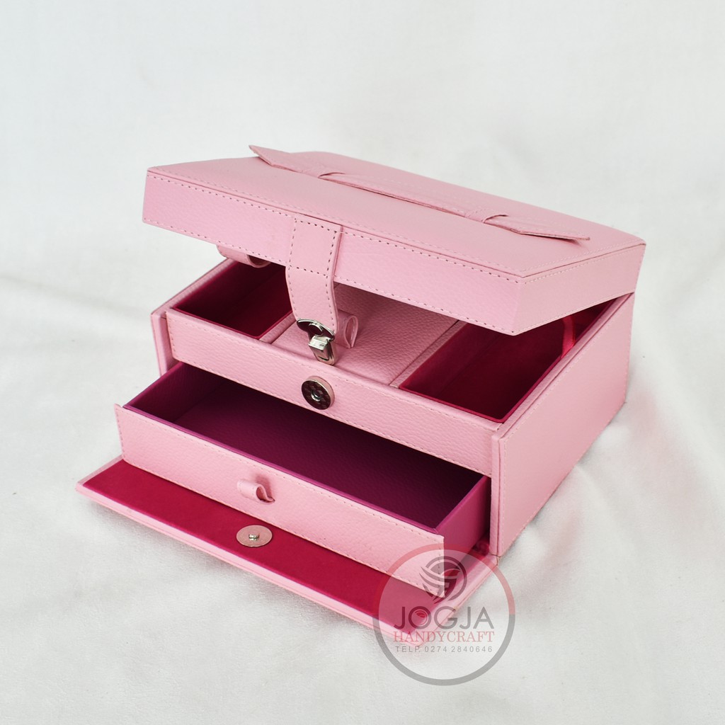 Kotak Tempat Perhiasan / Box Aksesoris Cincin, Gelang &amp; Kalung Pink