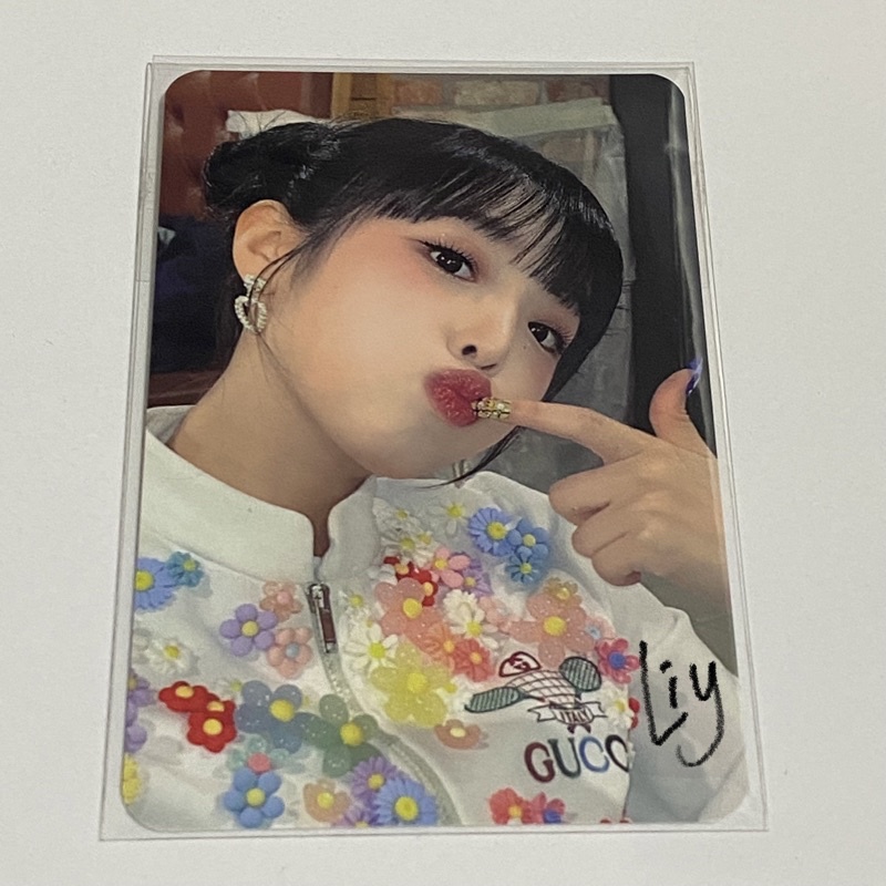 PHOTOCARD PC YENA SMILEY WITHDRAMA IZONE