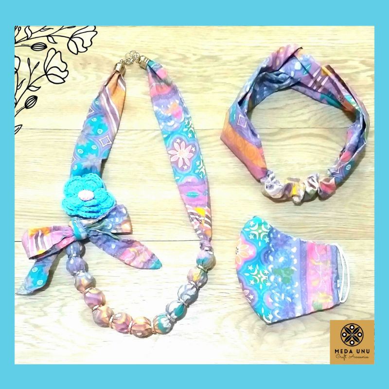 Kalung Batik Bunga Rajut 3