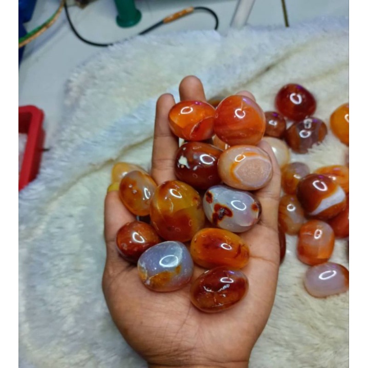 carnelian tumbled ,atau batu akik motif tumbled cocok untuk cincin dan hiasan lainya, batu akik batu