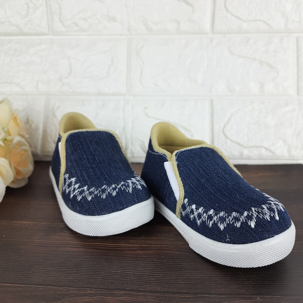 [TAMAN SEPATUKU] SEPATU TRENDY MURAH ANAK PEREMPUAN SNEAKER DENIM BORDIR POLOS 1-3 TAHUN FAX19