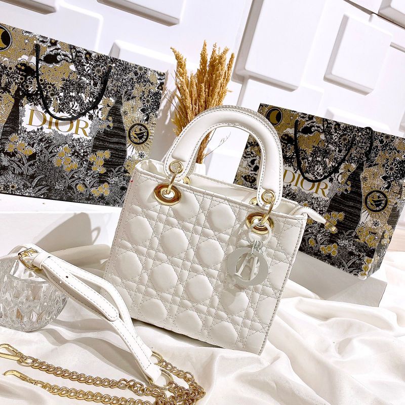 TAS SELEMPANG LADY ULTRA IMPORT