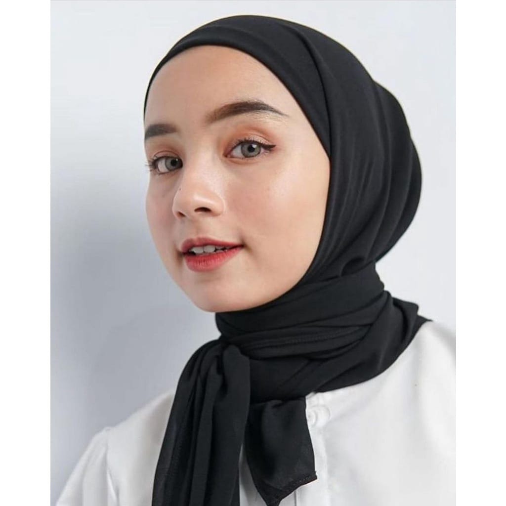 Helen_shop86 Segi Empat Inner  Hijab Segiempat Plus Iner Terbaru  Kerudung Instan Segi4  Jilbab Instant 2in1 Segi Tiga Instan Ceruty Babydoll 2 Layer