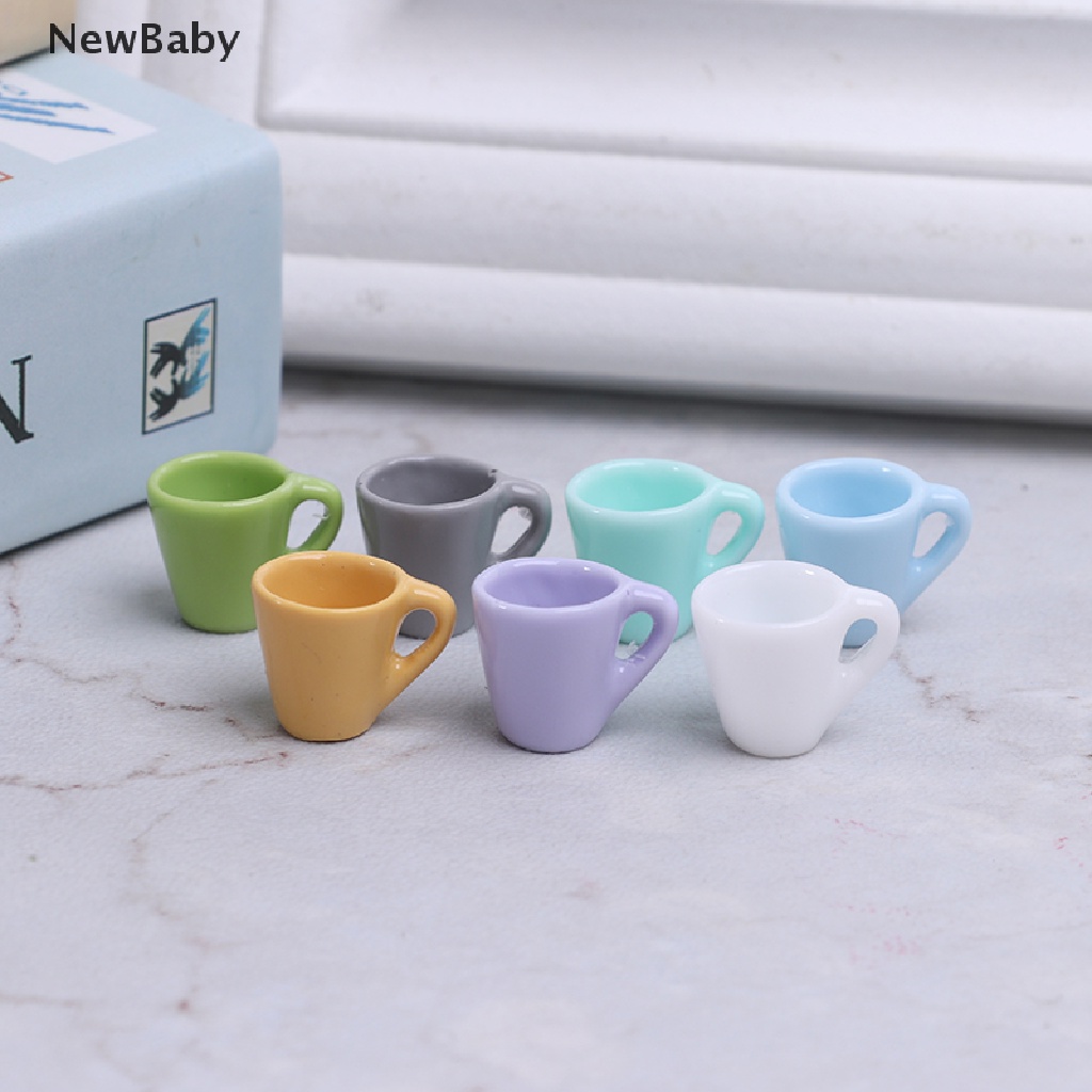 10pcs / Set Mainan Miniatur Gelas Mug Air Skala 1: 12 Untuk Aksesoris Dapur Rumah Boneka