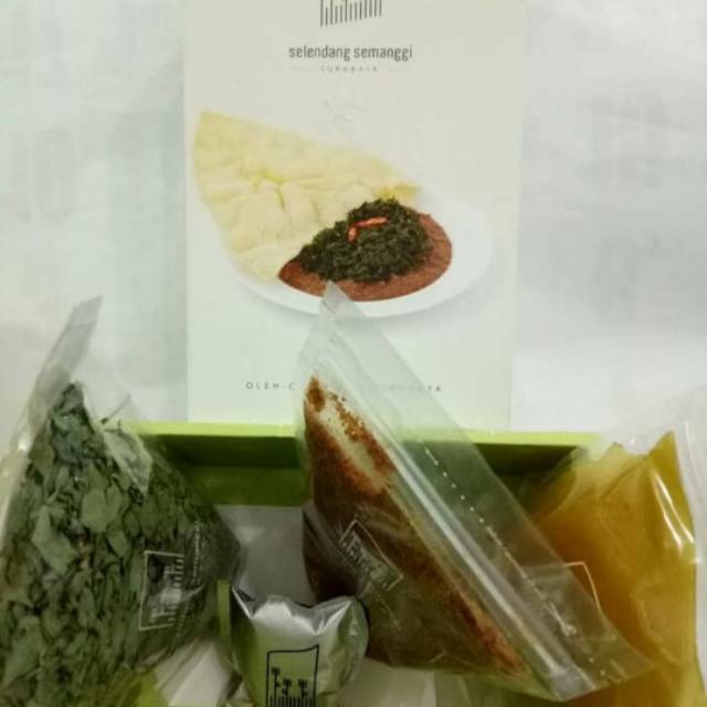 

pecel semanggi selendang semanggi makanan khas Suroboyo