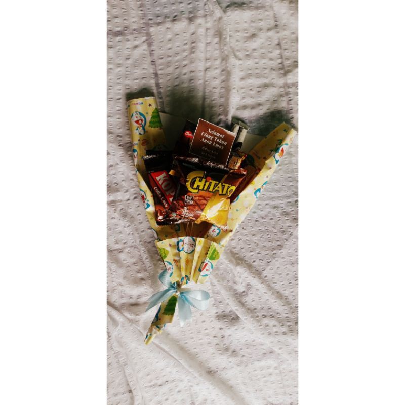 

snack bucket