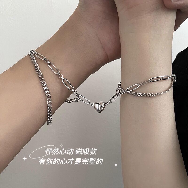 YEEZII Set Gelang Magnetik Desain Hati Ganda Warna Silver Untuk Wanita