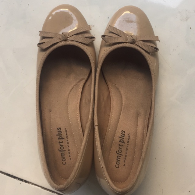 Sepatu comfort plus