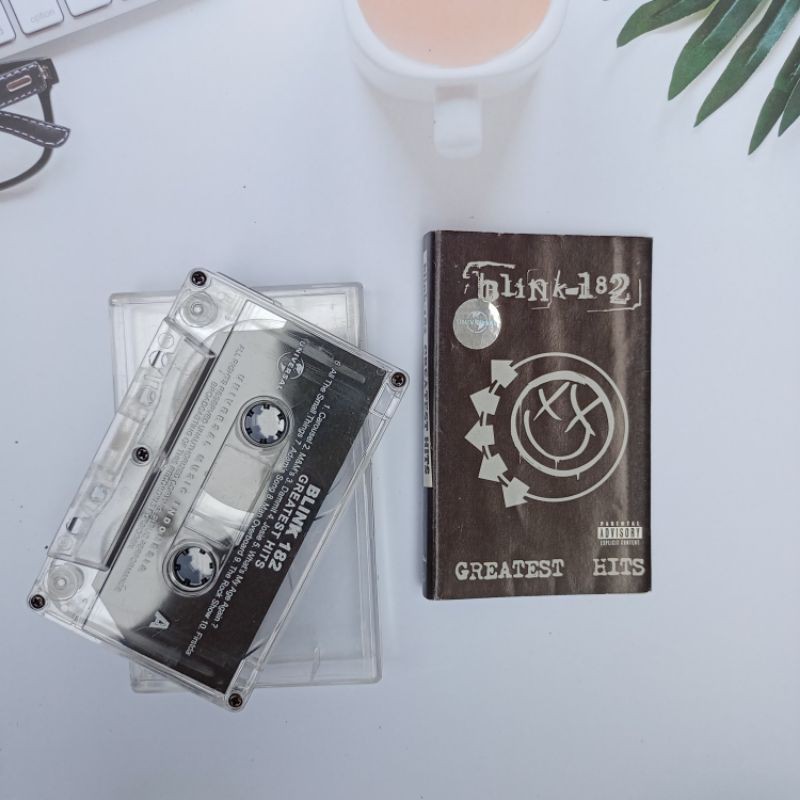 preloved kaset Blink-182 Greatest Hits