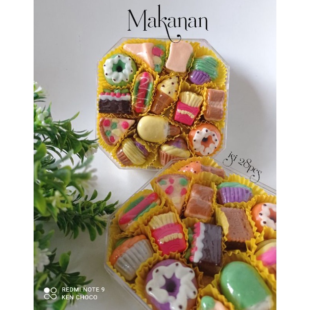 

Aneka makanan / coklat karakter