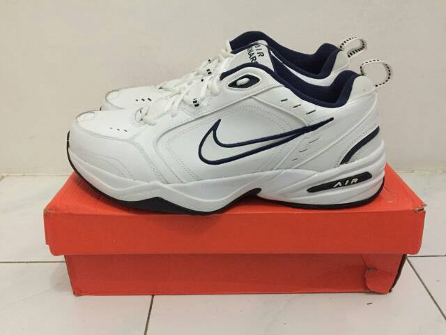 nike monarch sandals