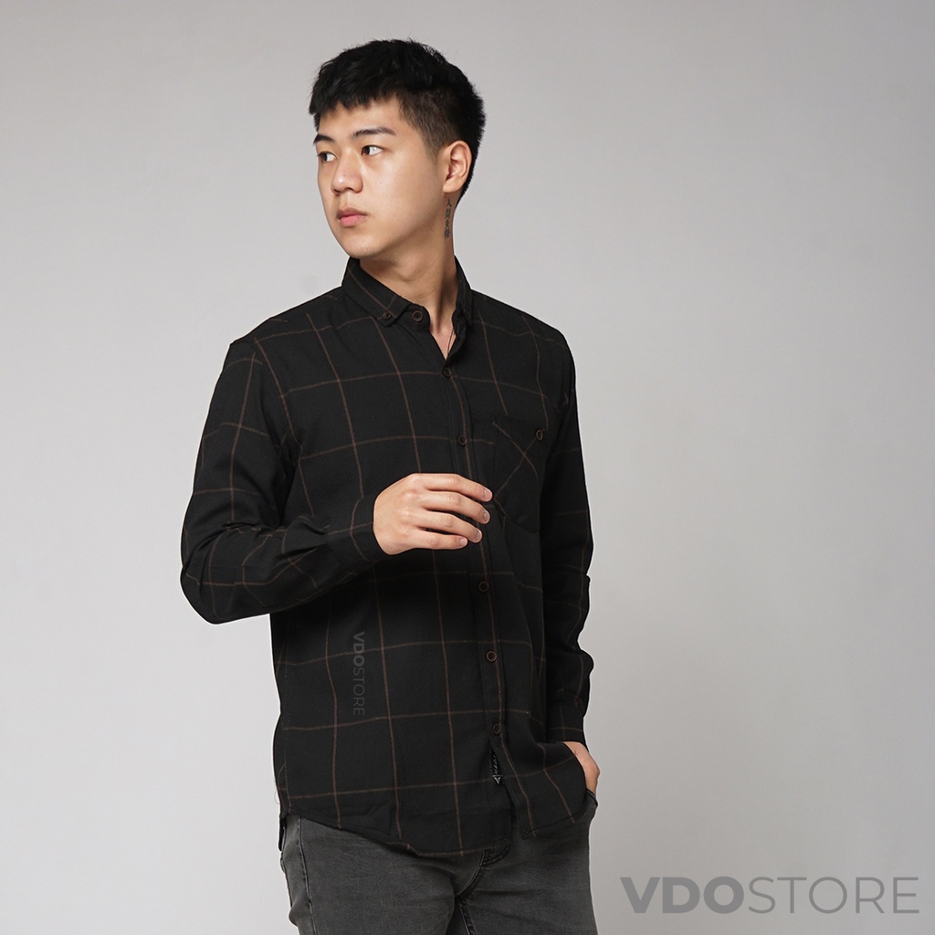 KEMEJA FLANEL PRIA 07 BLACK WOODY - M L XL - KEMEJA LENGAN PANJANG VDOSTORE DEWASA BAJU FLANNEL TANGAN PANJANG HITAM NAVY ABU MOTIF KEMEJA COWOK MURAH DEWASA SANTAI TEBAL KUALITAS IMPORT BAJU CATUR PANEL FANEL