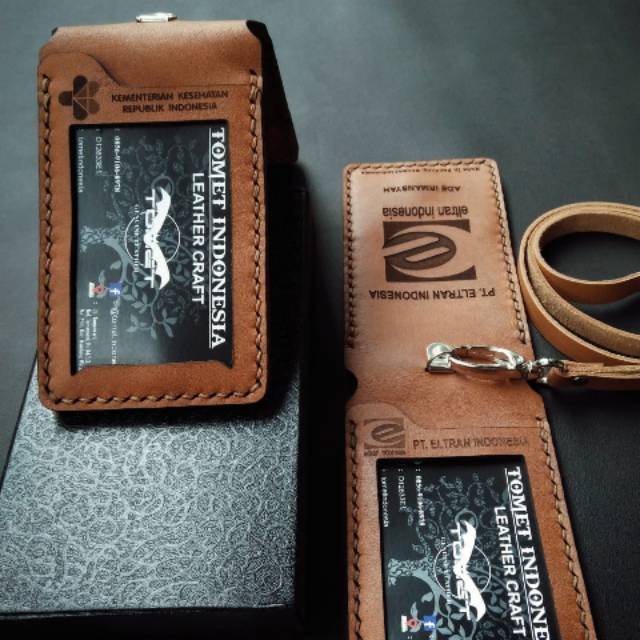 

⭐⭐⭐⭐⭐ ID Card Holder Kulit Model Magnet / Tomet Indonesia