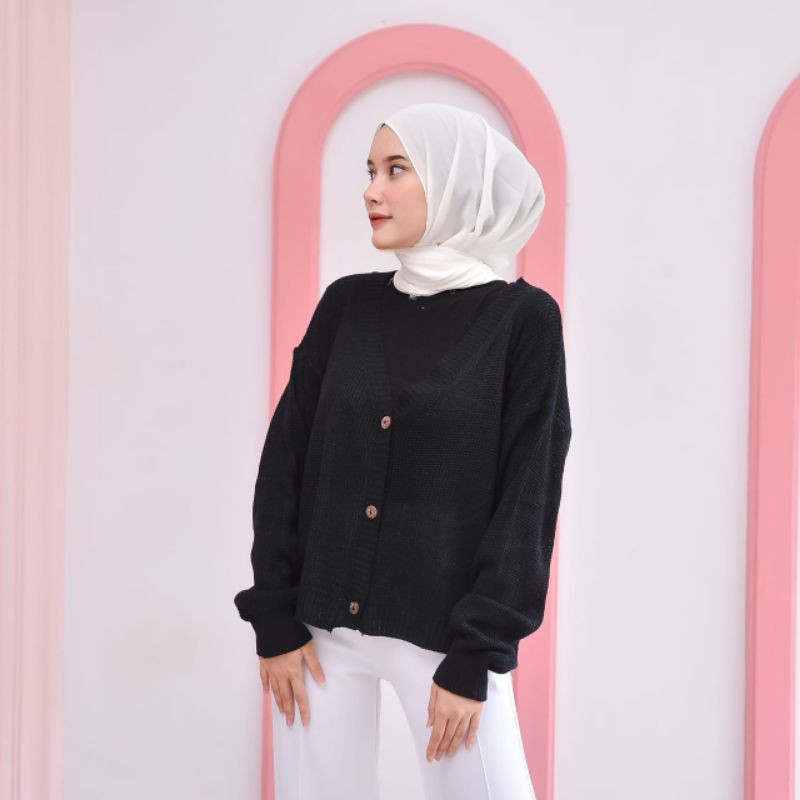 SHIREN CARDIE STARDA TANGAN BALOON KARDIGAN RAJUT KANCING-Hitam