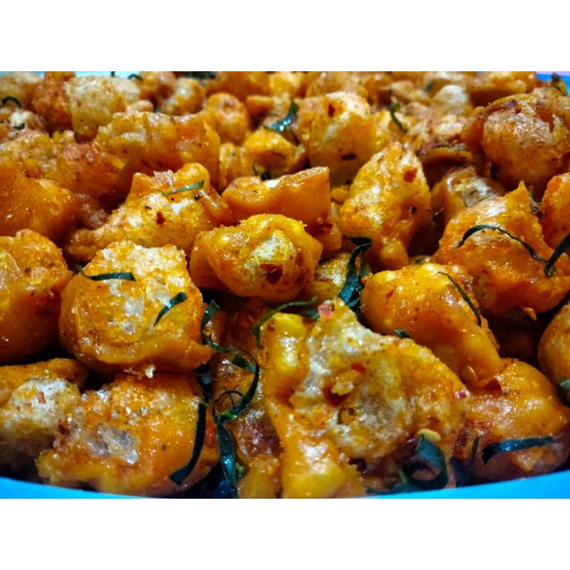 siomay kering mini pedas daun jeruk 60gr/keripik pangsit pedas/kripik/cemilan murah pedas bandung