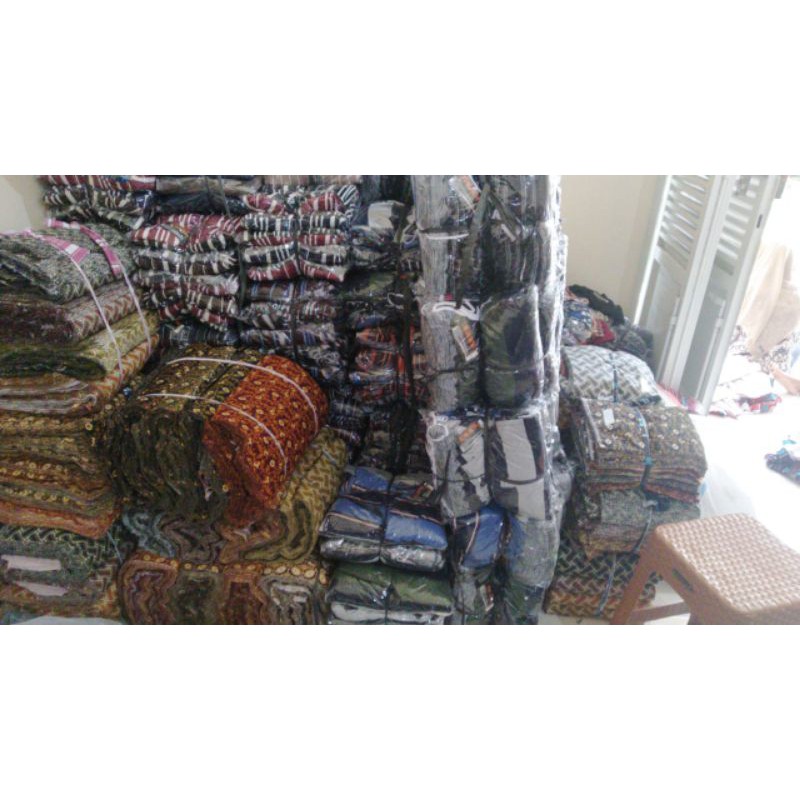 Celana Pendek Pria Ukuran Jumbo Motif Random / celana pendek distro / celana kolor pendek pria