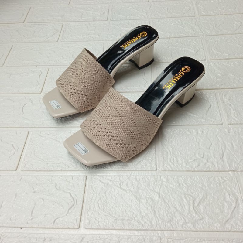 Sandal Wedges Rajut Import Wanita/Sendal Pesta Hak Tahu