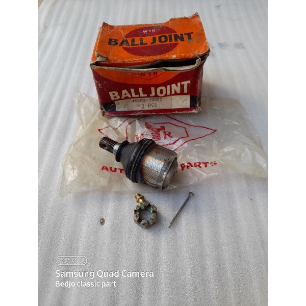 ball joint balljoint bawah lower arm SUZUKI CARRY ST100 1000cc made in JAPAN merk WYR pn 45200-79002