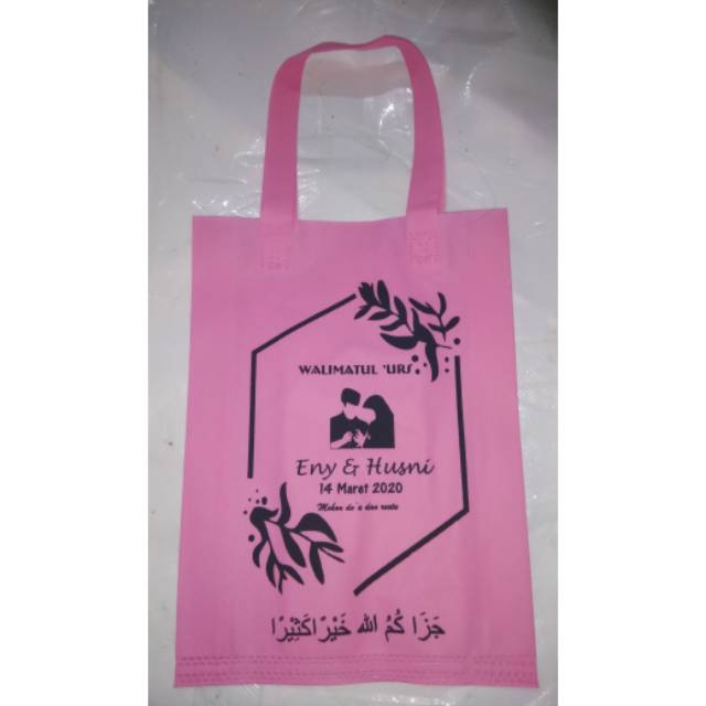 1 HARI BERES PAKET 50 pcs tas Kain spunbond 75gsm sablon custom uk 30x40x8