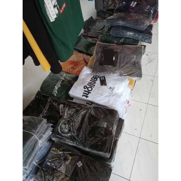 Grosir kaos distro premium murah/Kaos distro remaja/Obral kaos murah /kaos katun Combet premium