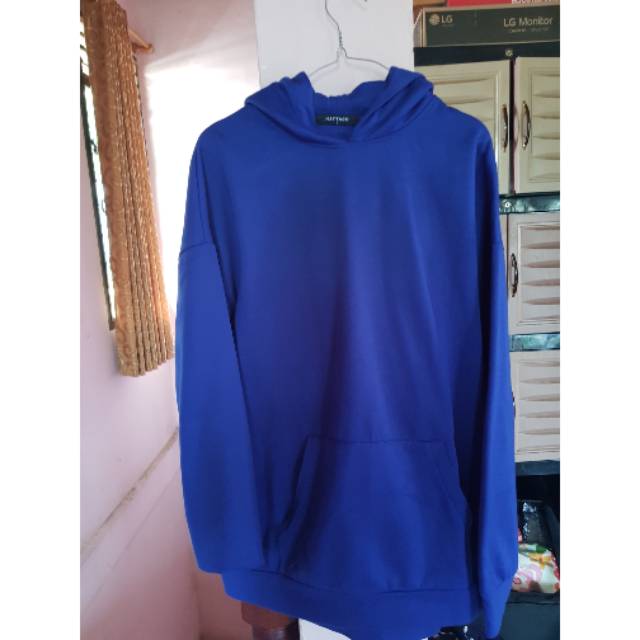 Preloved hattaco sweater