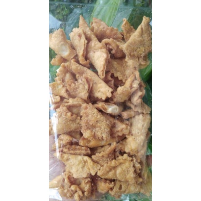 

Pastel segitiga 250 gram