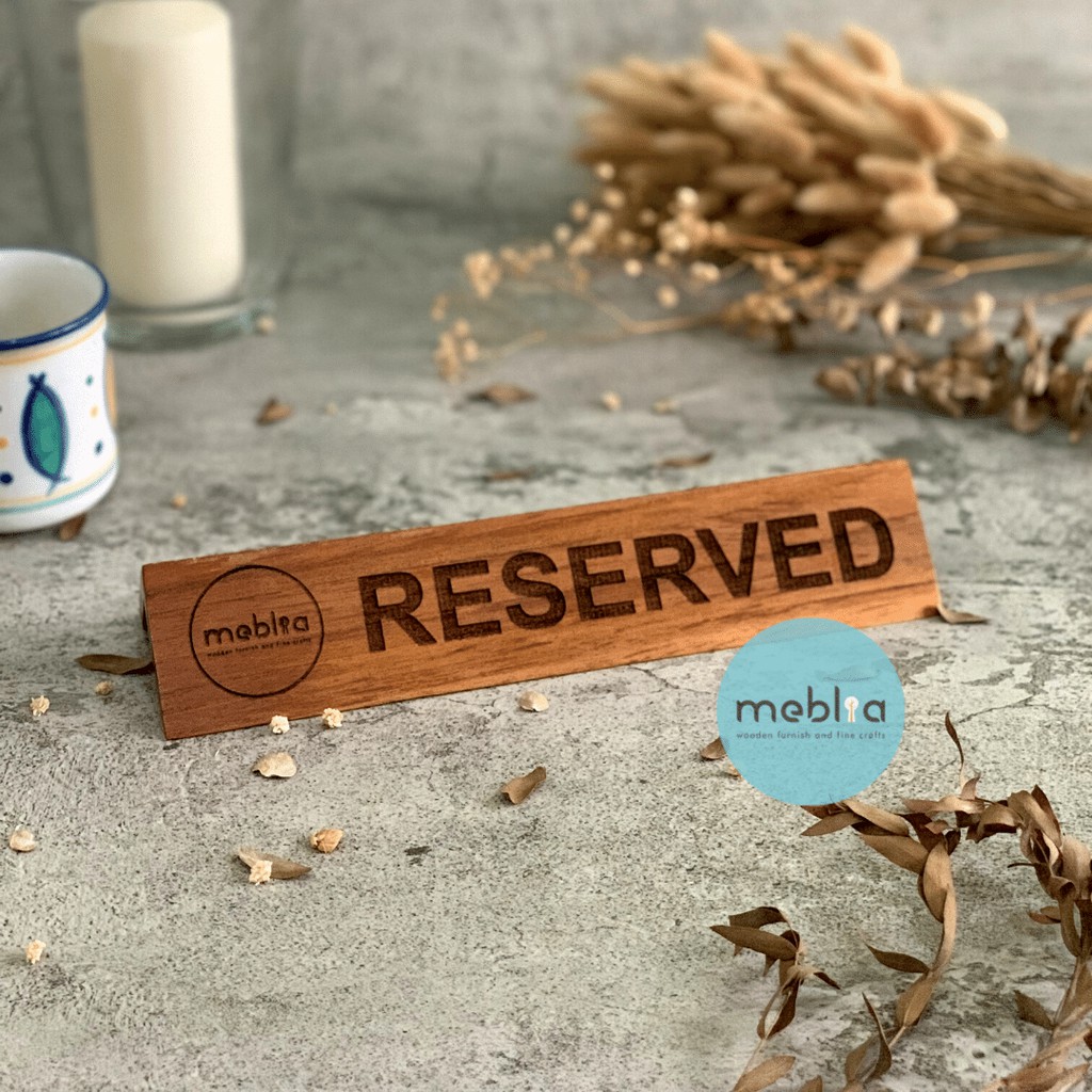 

Aruna Wooden Reserved Sign Board dari Kayu Papan Meja Reservasi