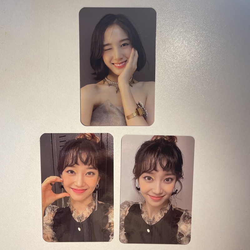 STAYC YEEUN J SO BAD STAR TO YOUNG CULTURE ALBUM PHOTOCARD PC TOPANG DAGU J SAKIT GIGI WINK SUMIN AP