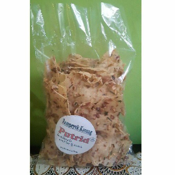 

Rempeyek Kacang 1/2kg