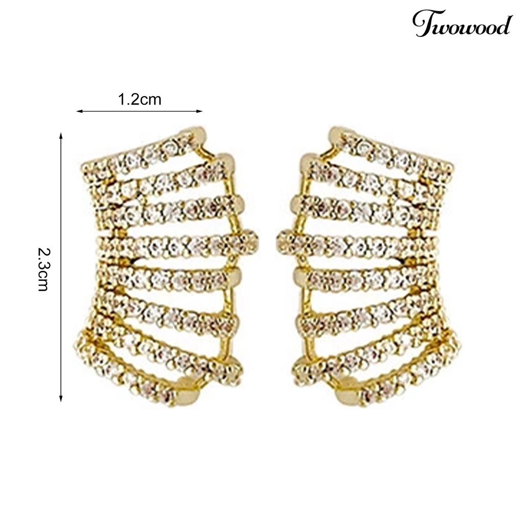 1 Pasang Anting Berlian Imitasi Model Hollow Out Warna Emas Untuk Wanita