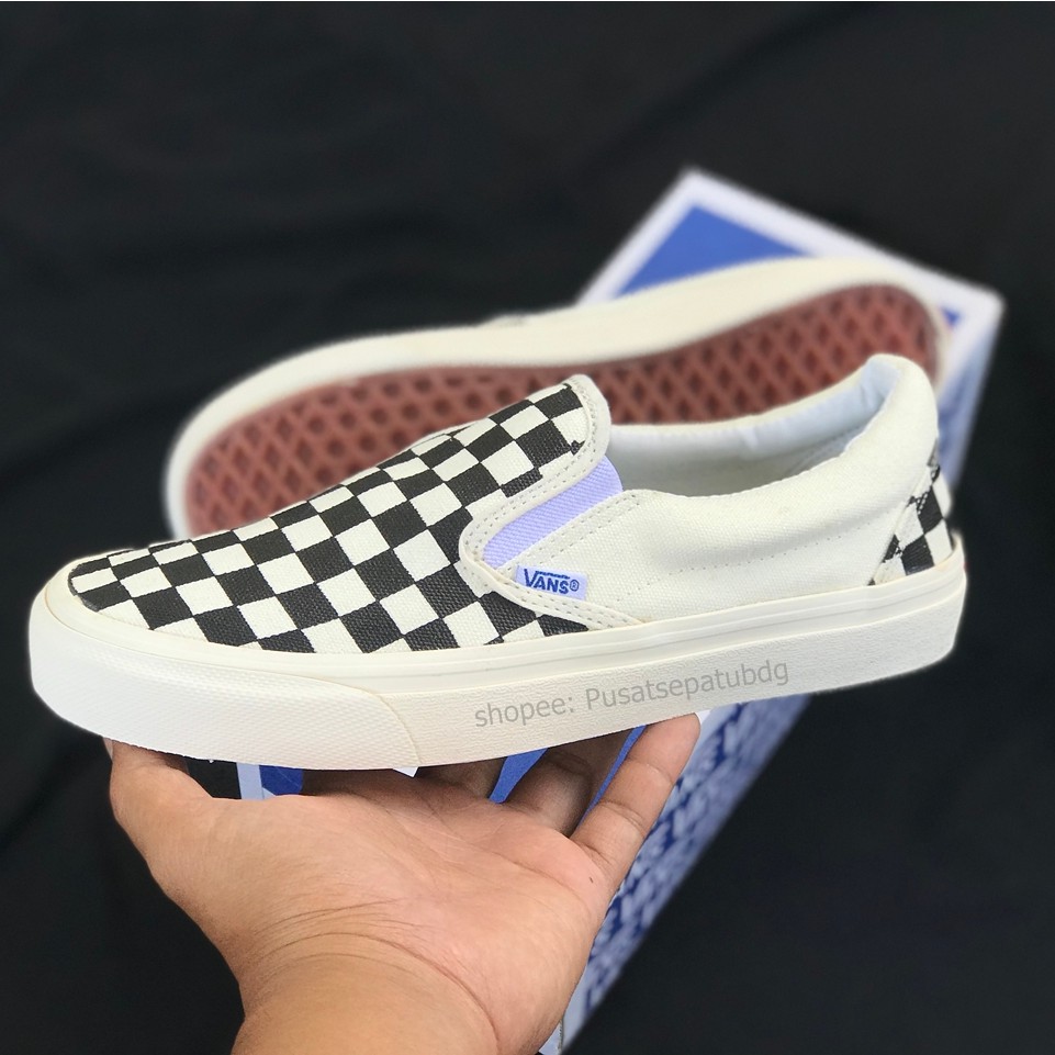 TERLARIS VANS SLIP ON OG CHECKERBOARD OFF WHITE BLACK