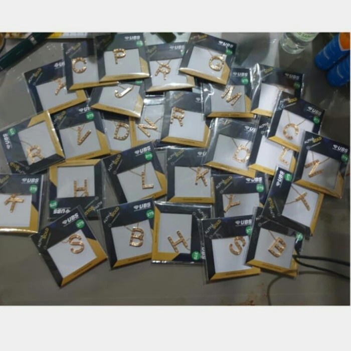 KALUNG INISIAL HURUF B K D L Y F N C UBS ALPHA BOLD EMAS ASLI 375