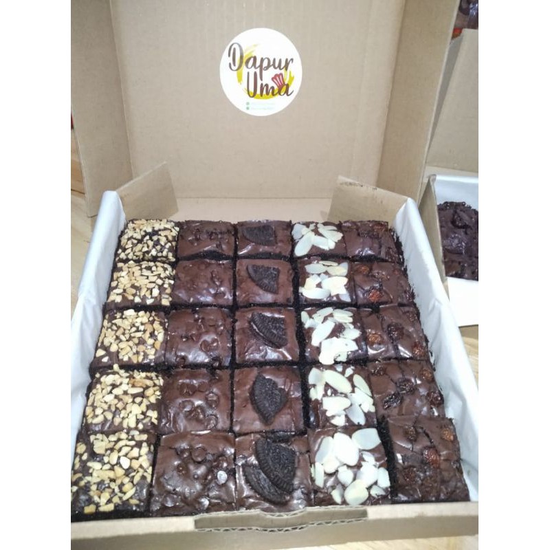 FUDGY BROWNIES SEKAT HALAL MEDAN