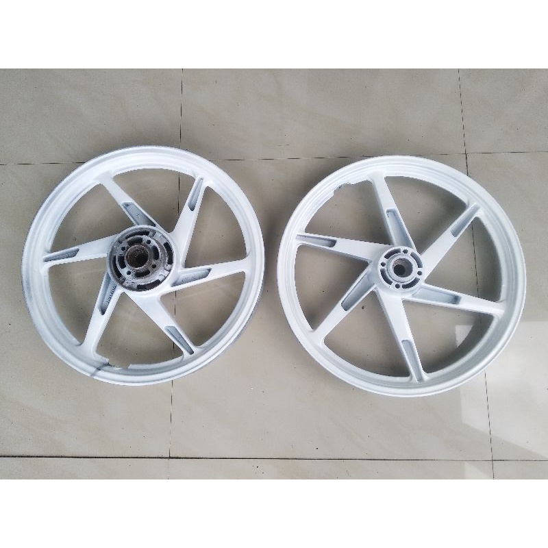 Velg Pelek Set Depan Belakang Suzuki Satria 2Tak Double Disc Original