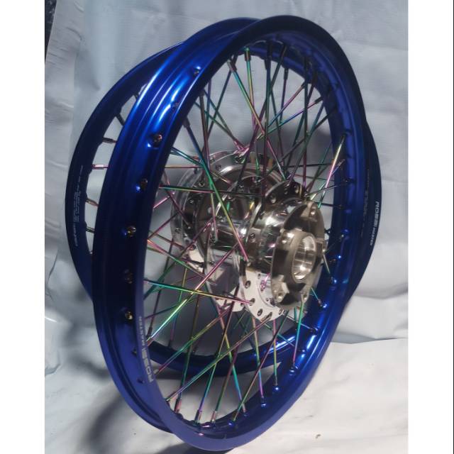 Paketan pelek jari jari Sudah di stell Untuk motor vixion