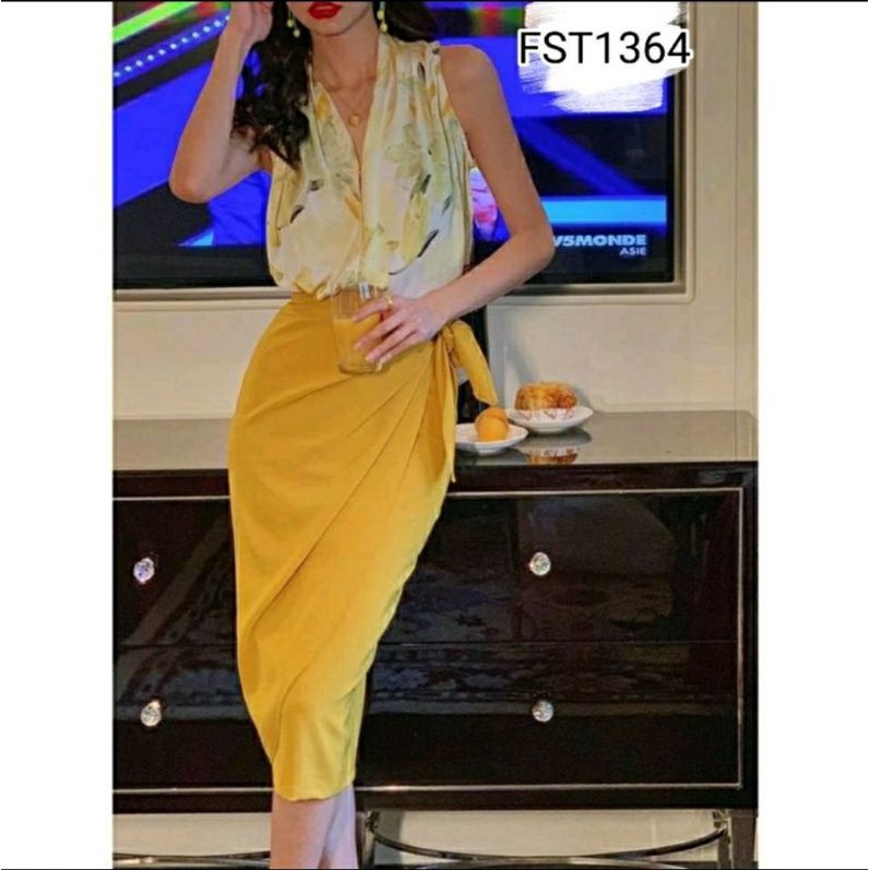 IMPORT Fonda Skirt & Flower Top 2 pcs Set/ Setelan wanita Baju Atasan Wanita Bunga-bunga Tanpa Lenga