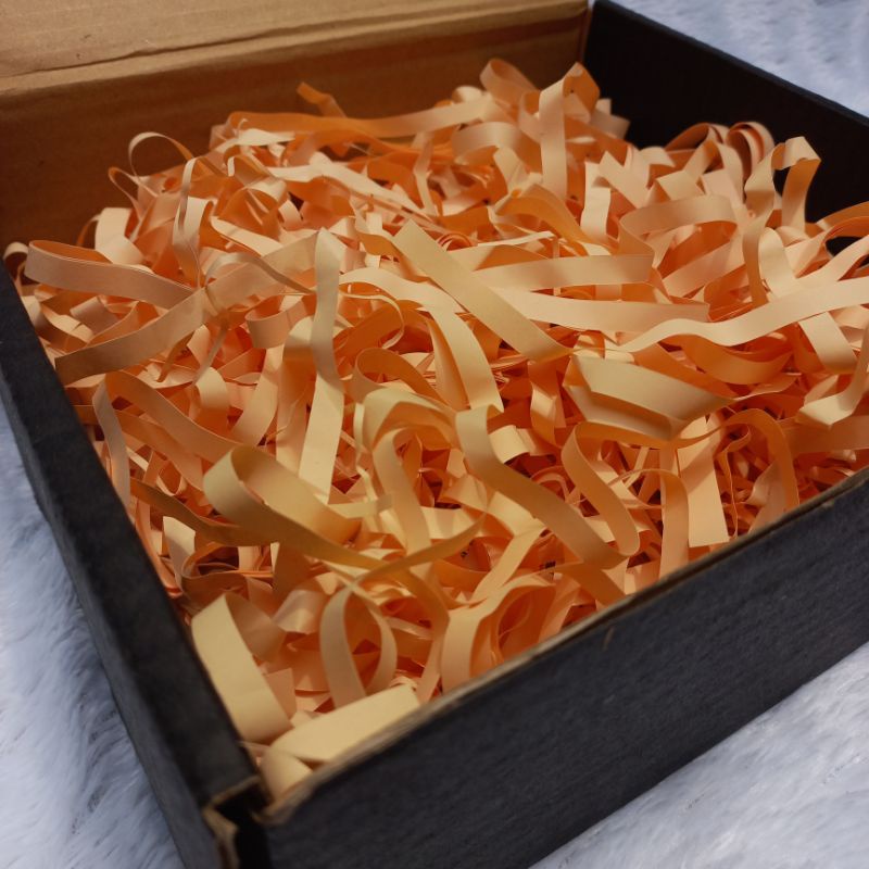 

Kertas Serut / Kertas Cacah / Shredded Paper (Isian gift box) ***HARGA PER PACK***