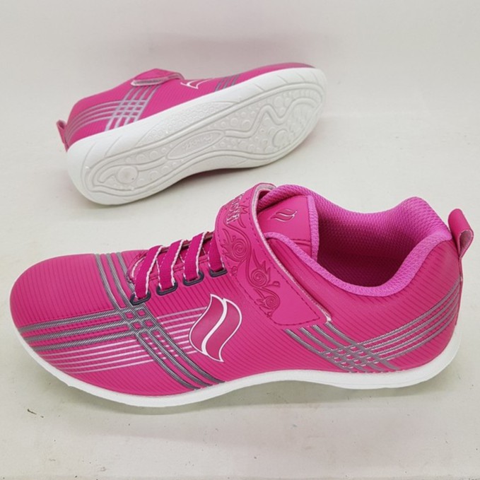 Sepatu olahraga running sneakers wanita Finotti N Joycelin-2