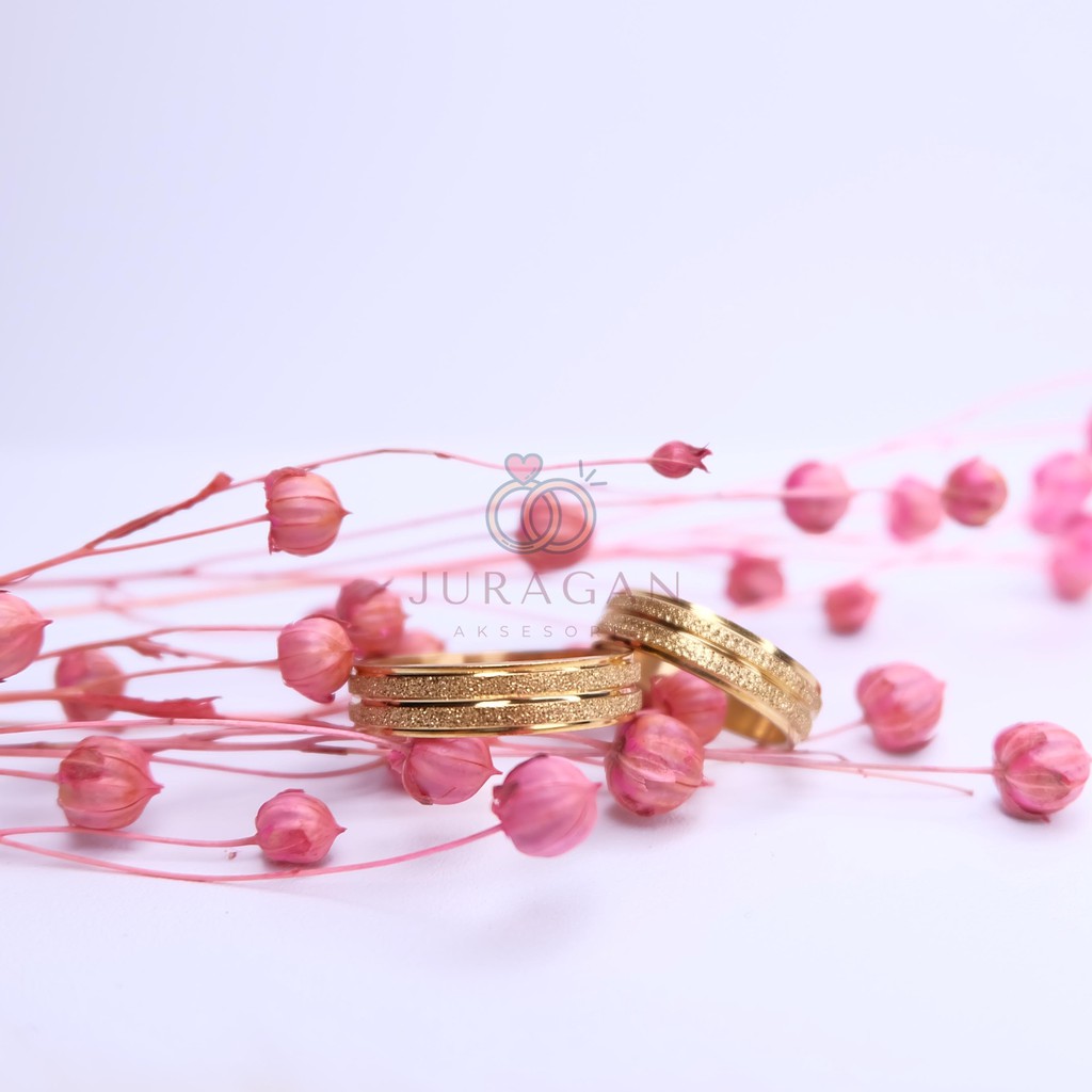 [UKIR NAMA + BOX HATI] Cincin Couple BUCIN Titanium M28 BONUS Gelang Couple