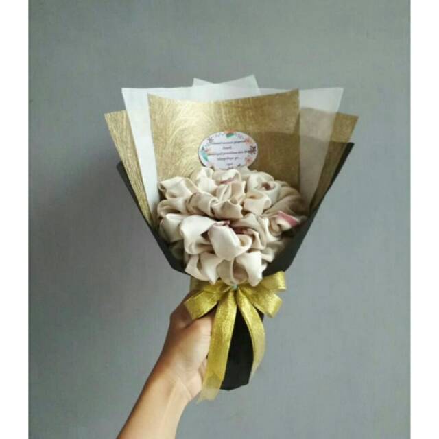 

Bouqet bunga hijab buket bunga kado unik kado ulangtahun kado anniversary kado wisuda kado wedding