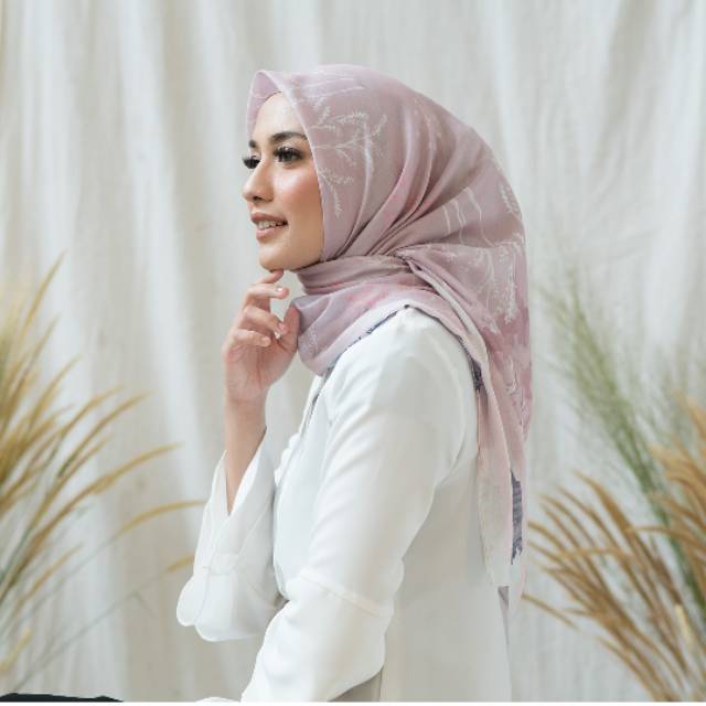 magala scarf by Heaven Lights