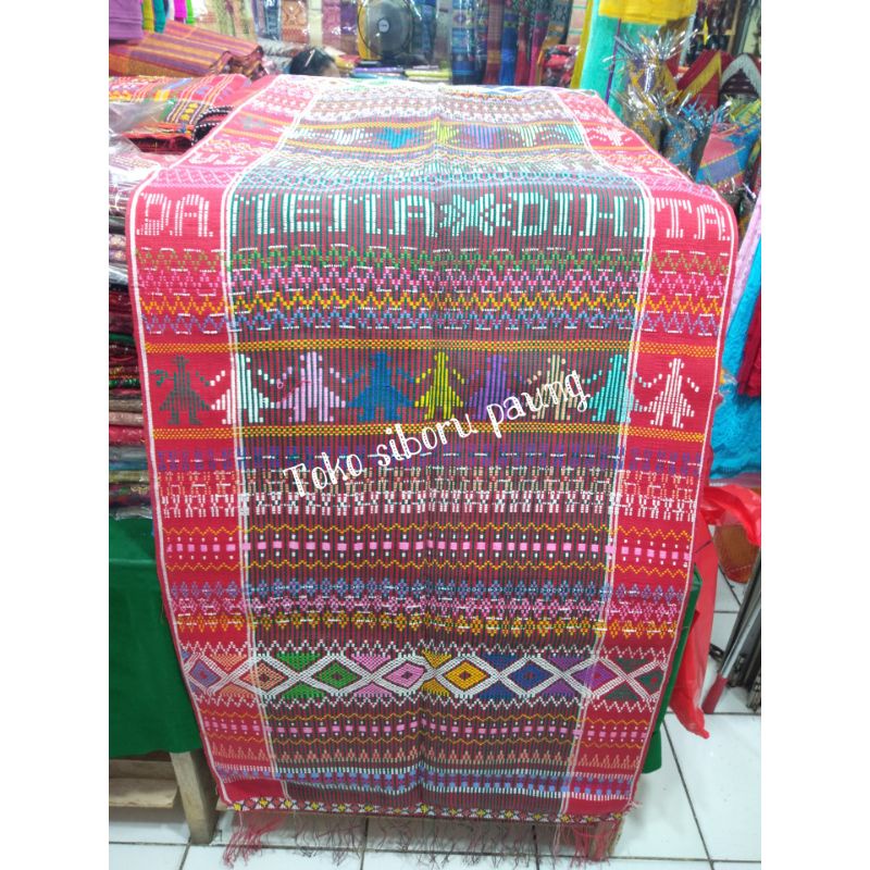 ulos Sadum tenun tangan