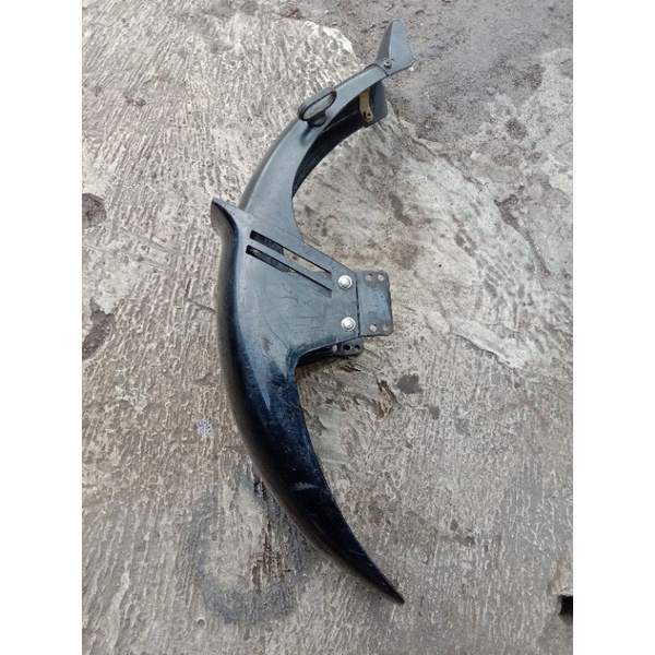 slebor depan spakbor depan Honda gl pro gl max original copotan