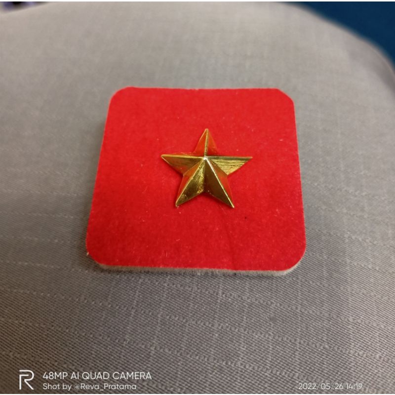 pin bintang satu - pin bintang baret dan mud