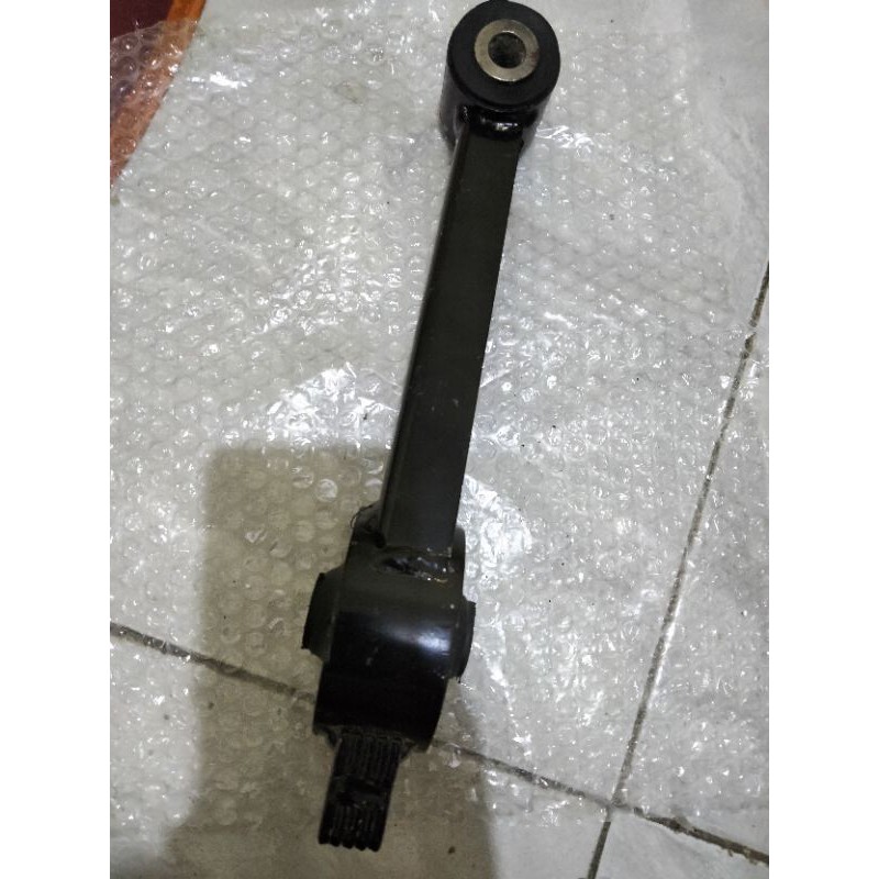 Engine Mounting Agya Ayla belakang original