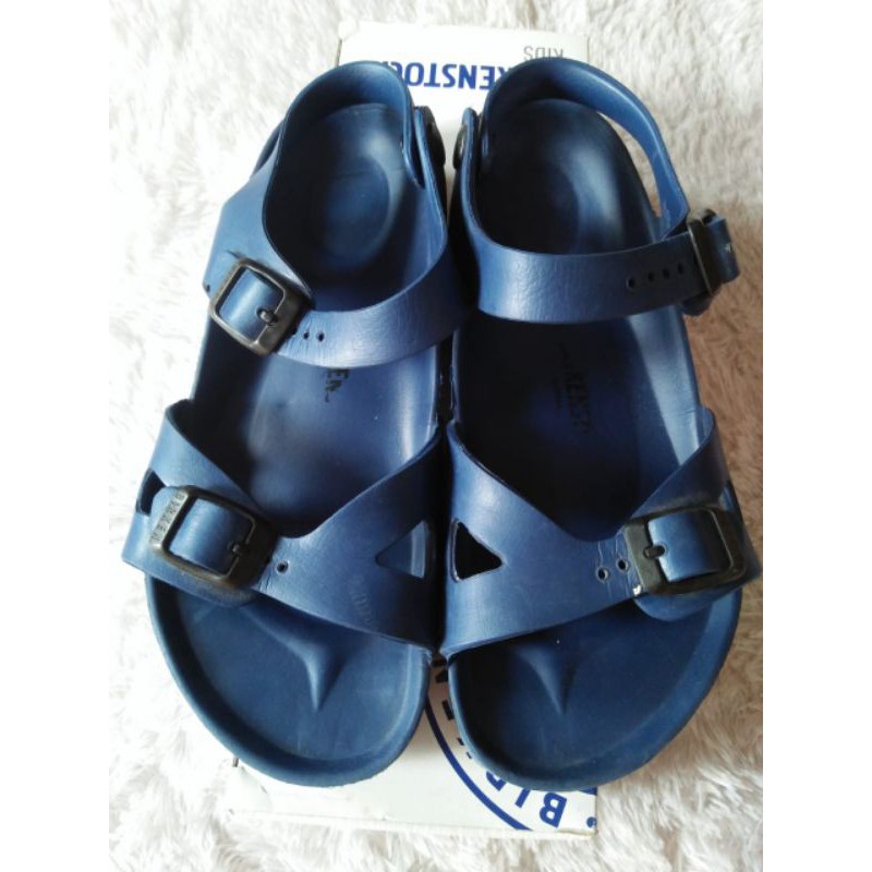 Preloved Unisex Sepatu Sendal Birkenstock Ori Size 34